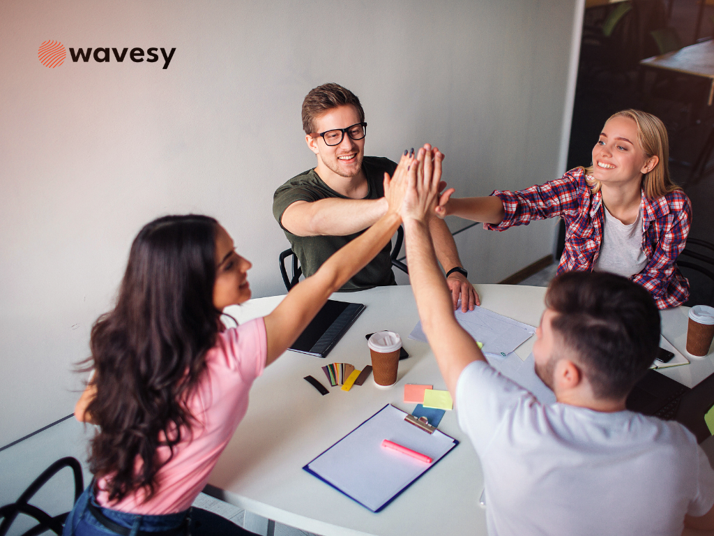 saas team doigh high five